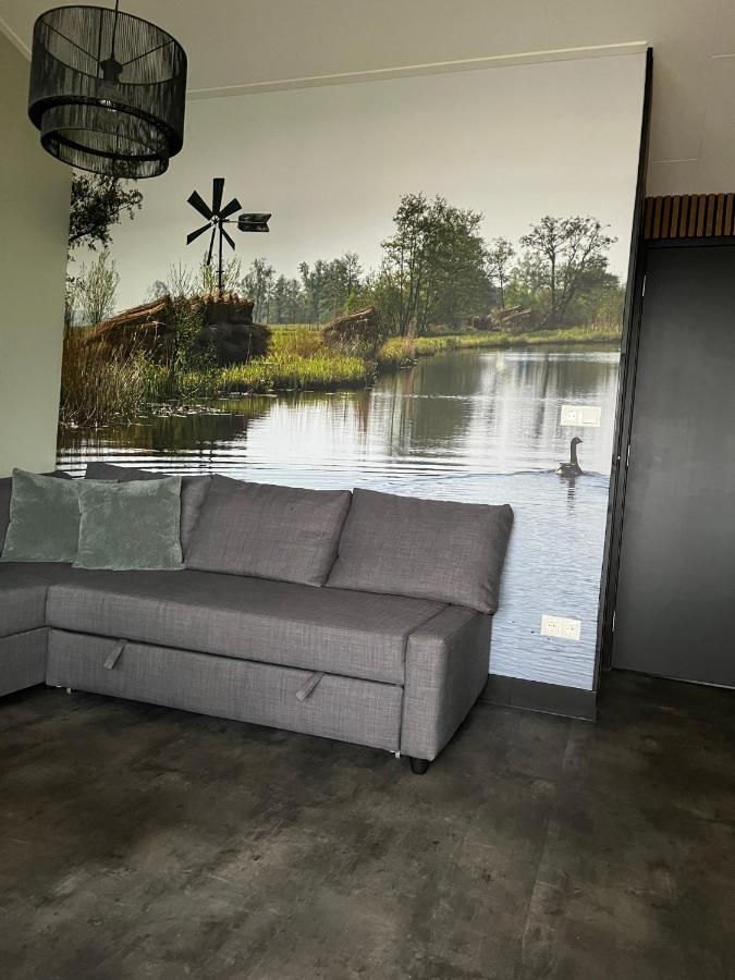 Camping Kleine Belterwijde, Wiede Lodge Met Uitzicht Over Het Water ภายนอก รูปภาพ